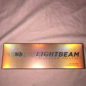 Urban decay lightbeam palette
